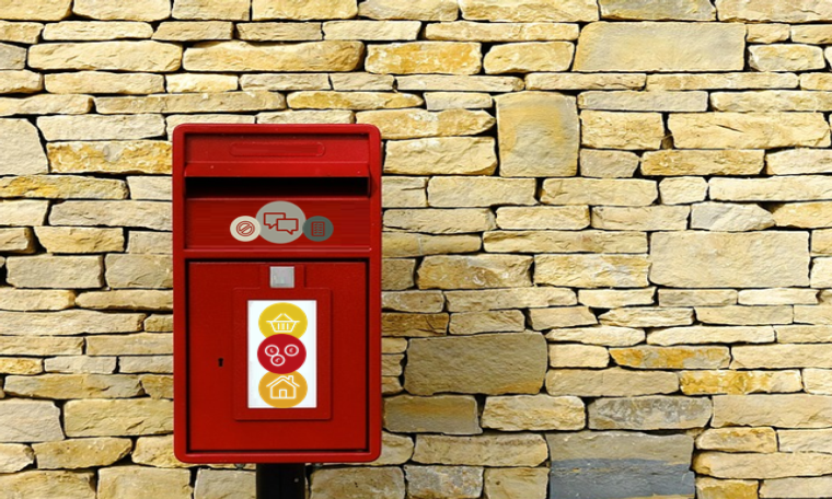 Wait a minute, Mr Postman – Delivery charges in ads